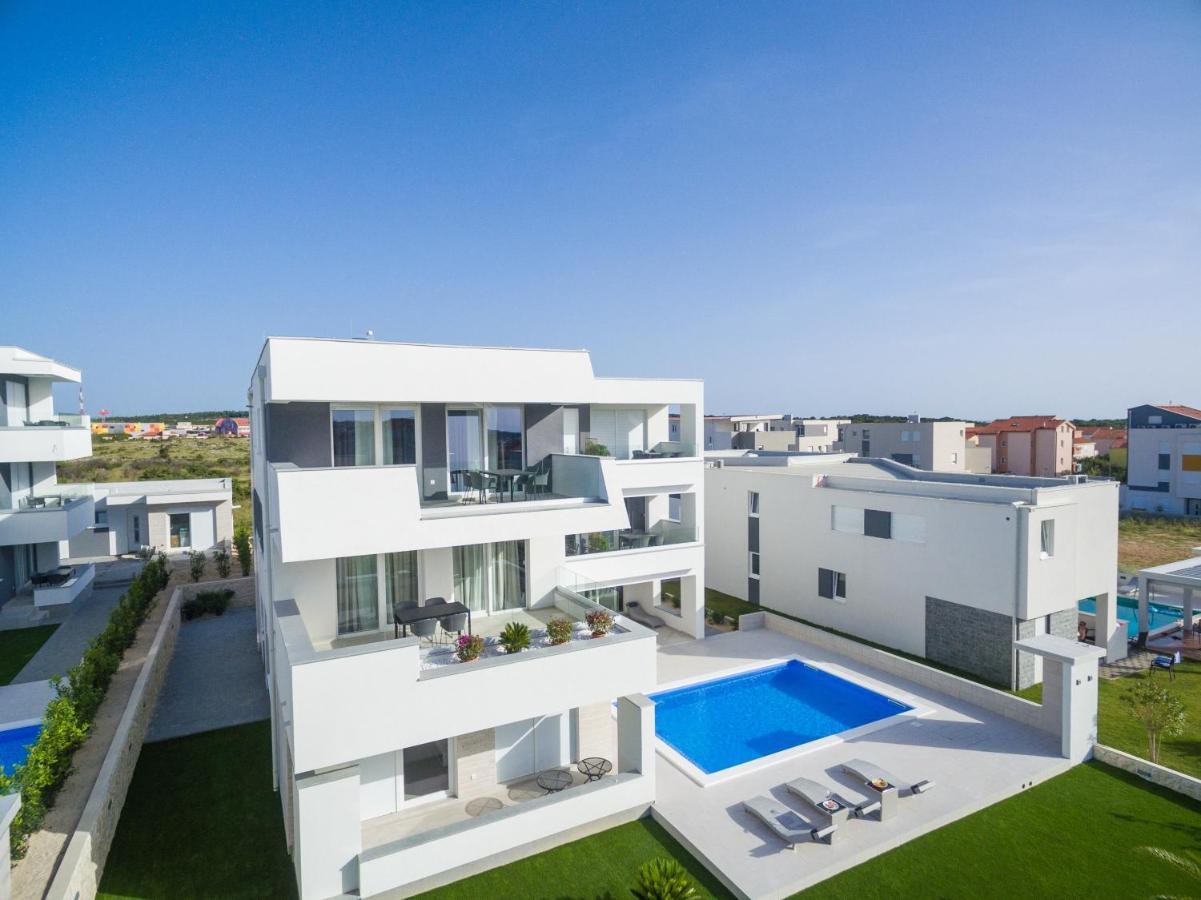 Apartments & Rooms Pool Villas Maris Novalja Exterior foto