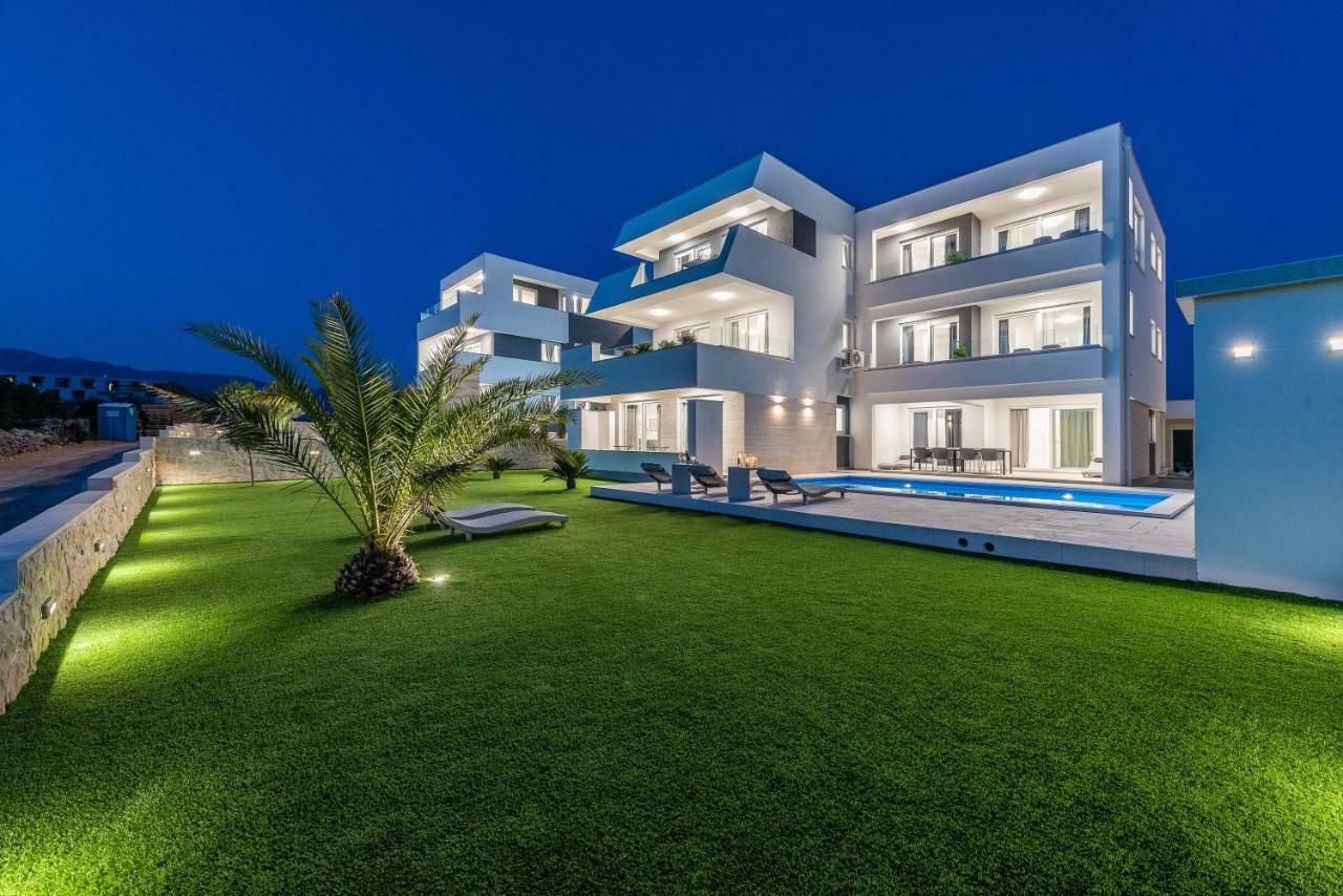 Apartments & Rooms Pool Villas Maris Novalja Exterior foto